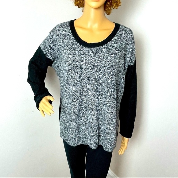 Madewell Black & White High/Low Crew Neck Sweater – Size Medium - Picture 1 of 10